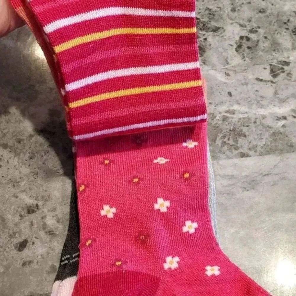 Girls size L Pink Ankle Socks